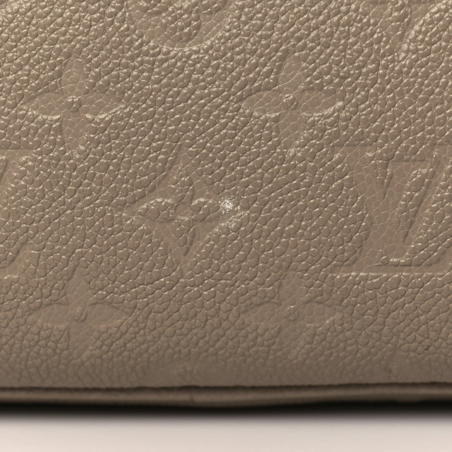 Empreinte Monogram Giant Neverfull MM Tourterelle