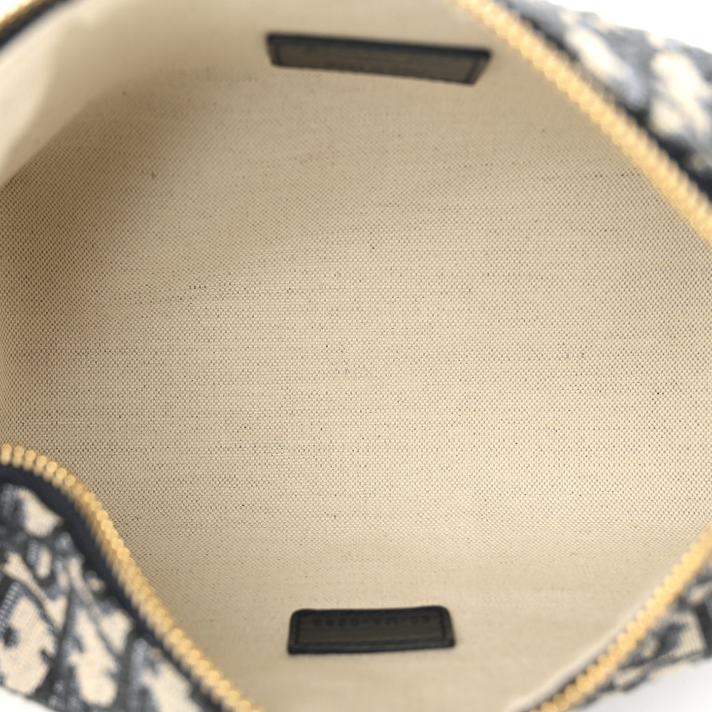 Oblique Medium Diortravel Nomad Pouch Blue