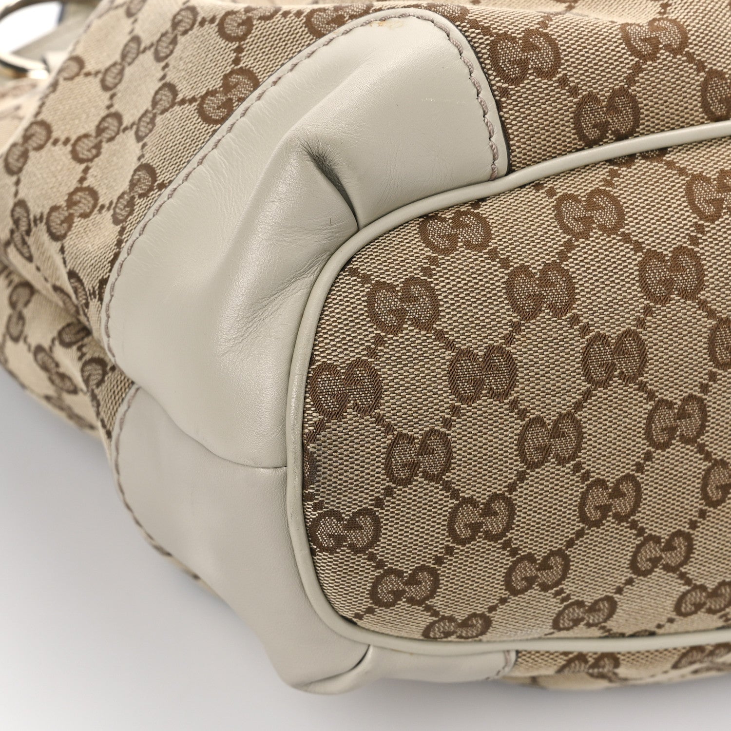Gucci Monogram Margaux Calfskin Medium Sukey Top Handle Bag Beige Ebony Mystic White 8 of 12