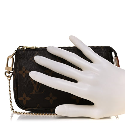 Louis Vuitton Monogram Mini Pochette Accessories 3 of 8