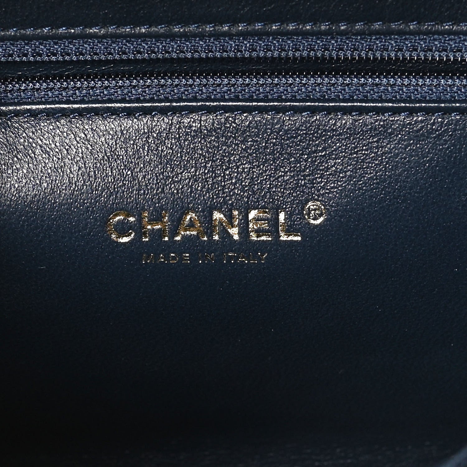 Chanel Caviar Quilted Medium CC Filigree Vanity Case Navy 6 of 12