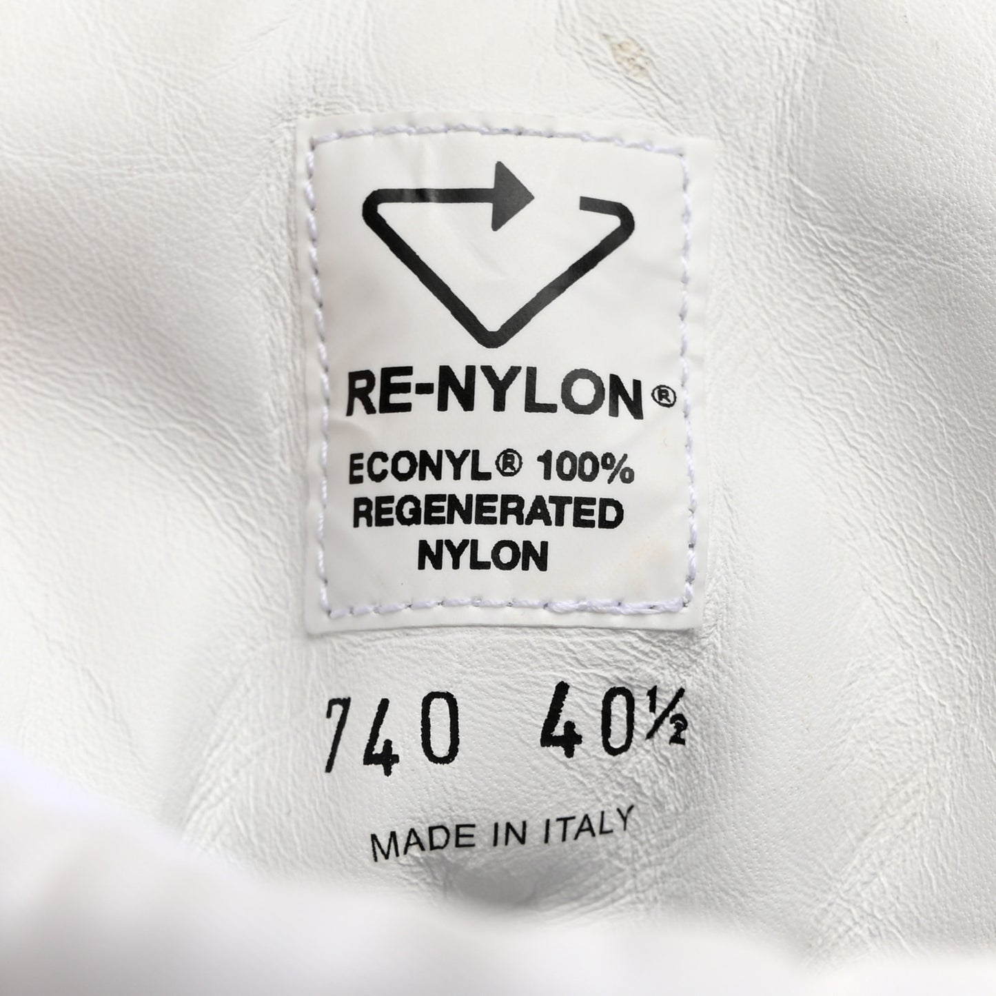 Re-Nylon Gabardine Rubber Triangle Logo Quilted Womens Rush Piuma 50mm Mid Sneakers 40.5 White