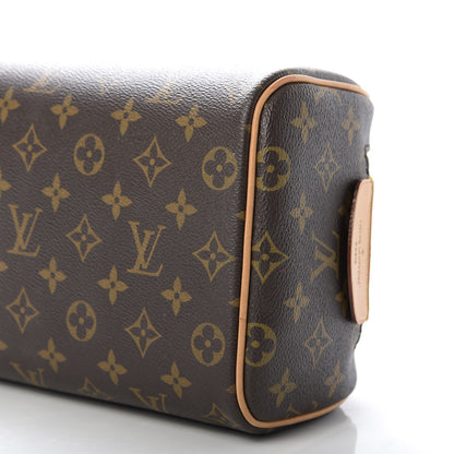 Louis Vuitton Monogram King Size Toiletry Bag 7 of 10