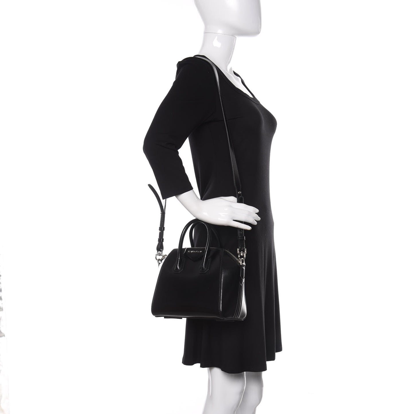 Shiny Lord Calfskin Mini Antigona Black