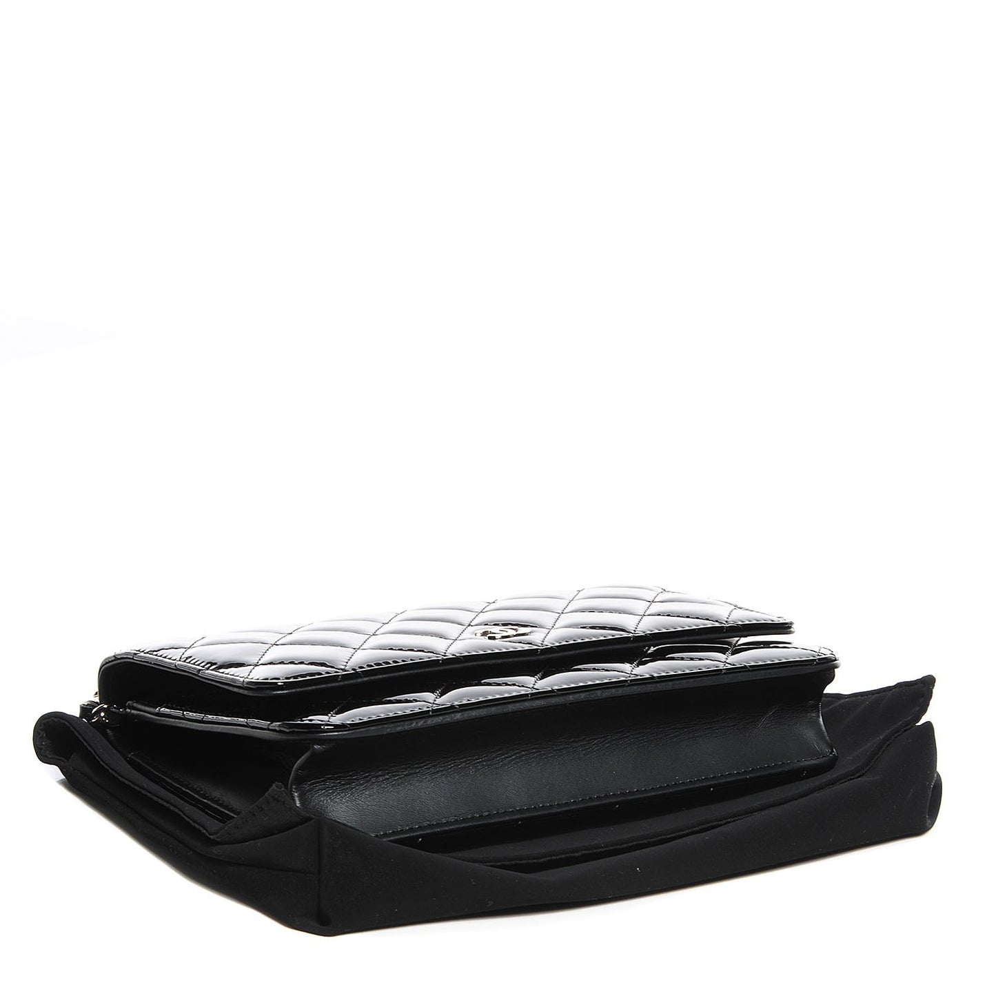 Patent Quilted Wallet On Chain WOC Black