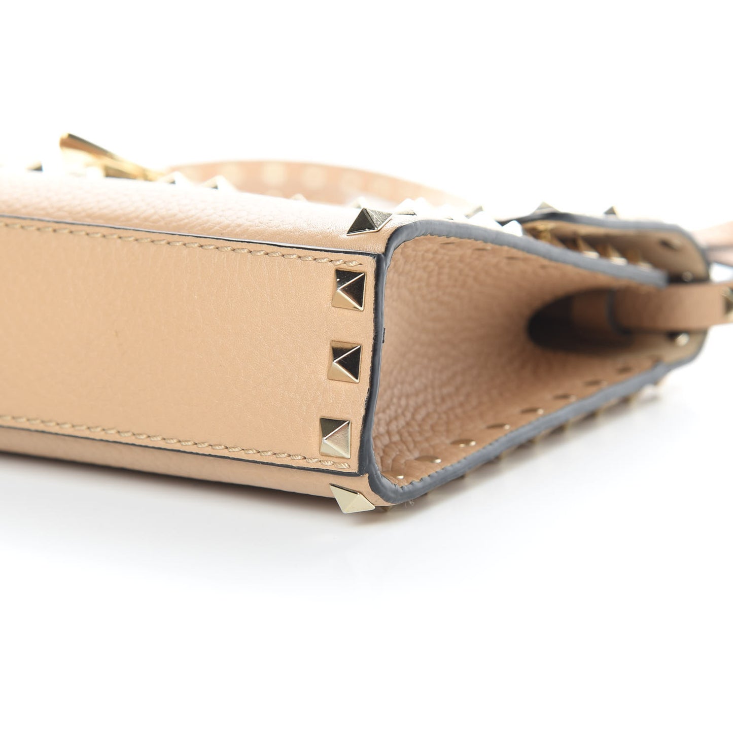 Pebbled Calfskin Medium Rockstud Flip Lock Crossbody Bag Camel Rose
