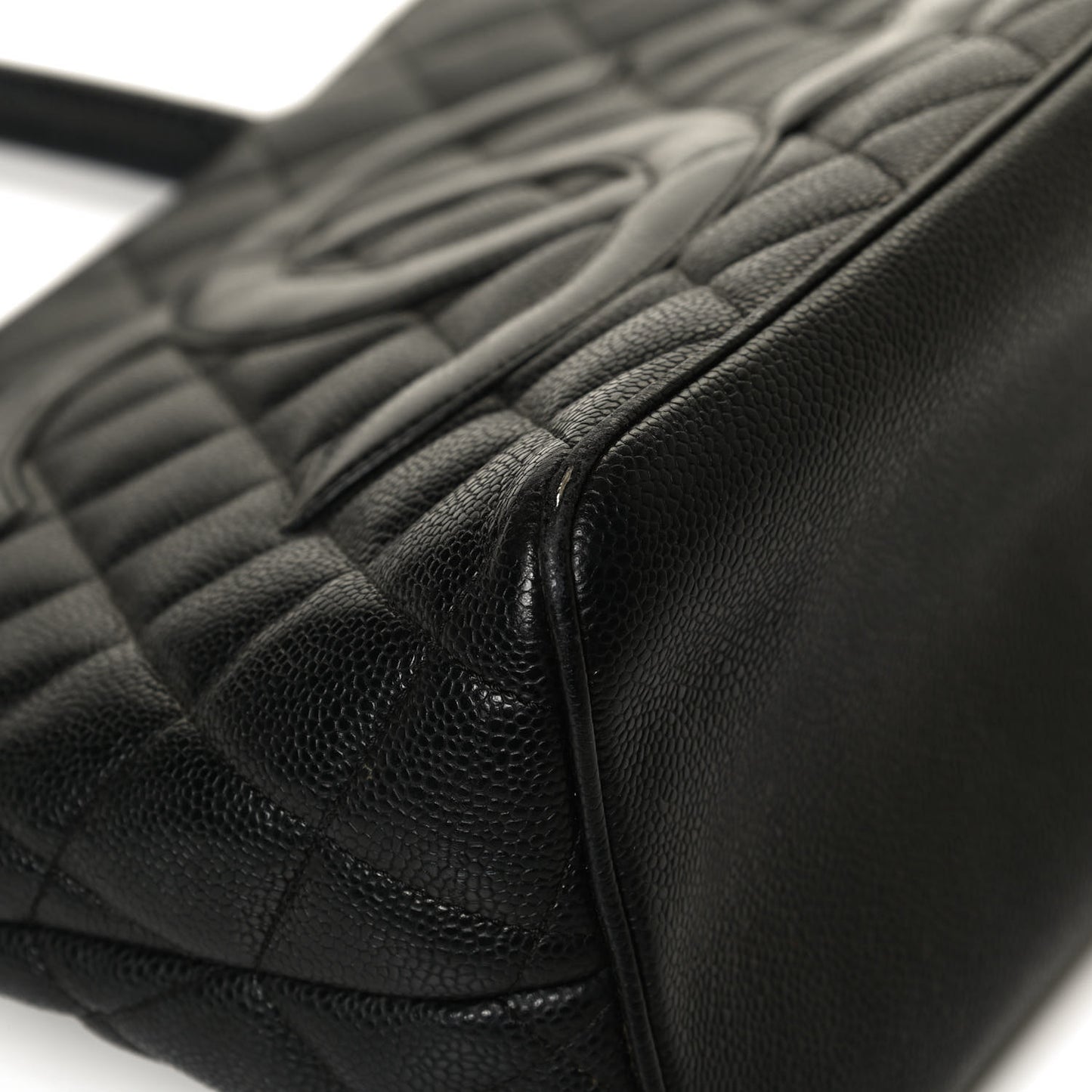 Caviar Quilted Medallion Tote Black