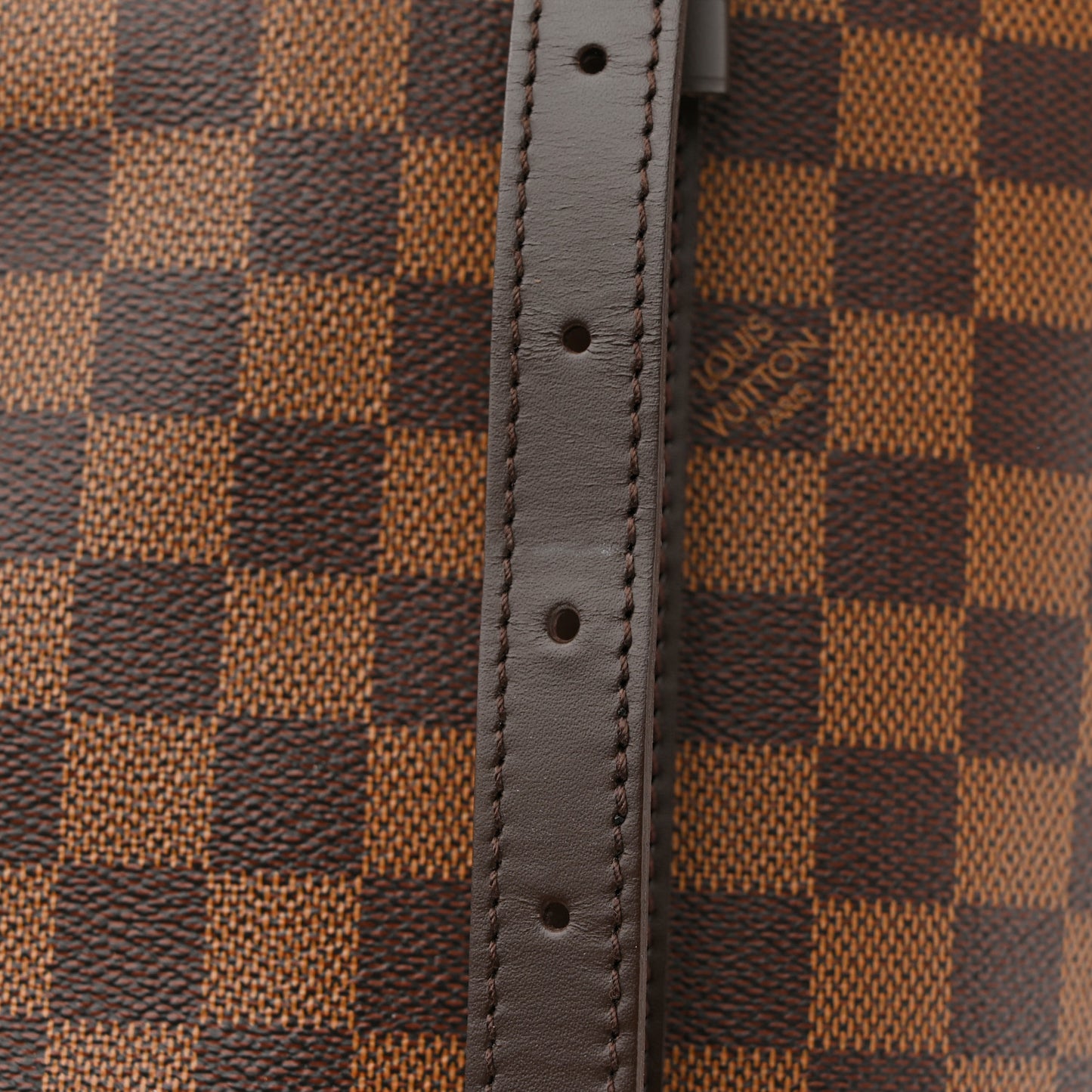 Damier Ebene Marais Bucket 36