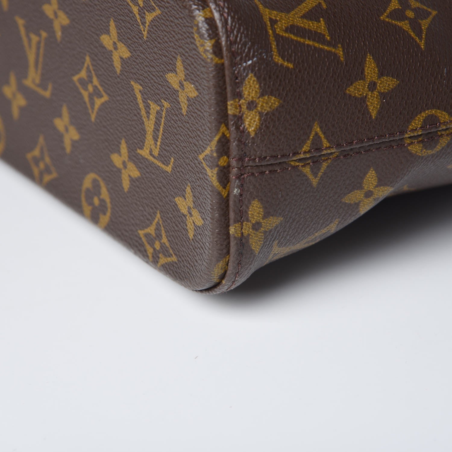 Louis Vuitton Monogram Luco 15 of 16