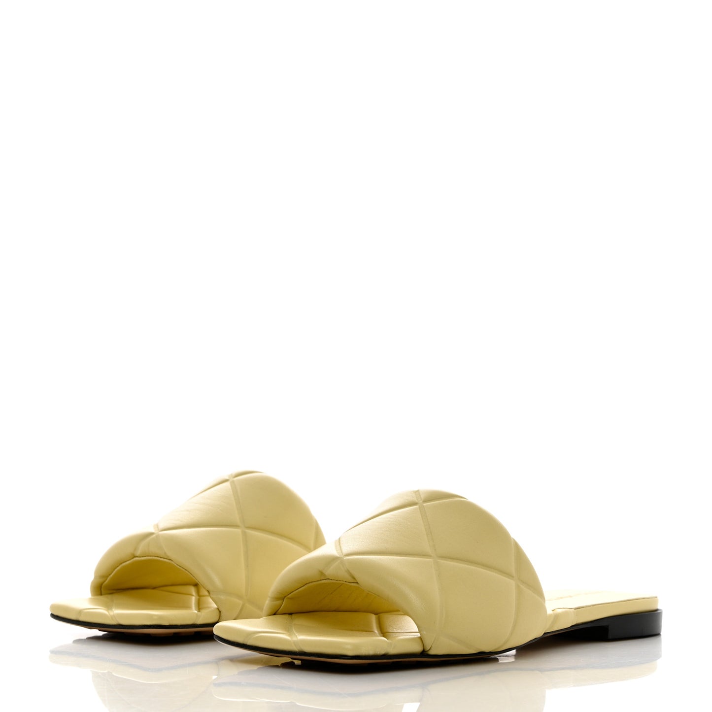 Nappa Quilted Rubber Lido Flat Sandals 39 Moon Beam