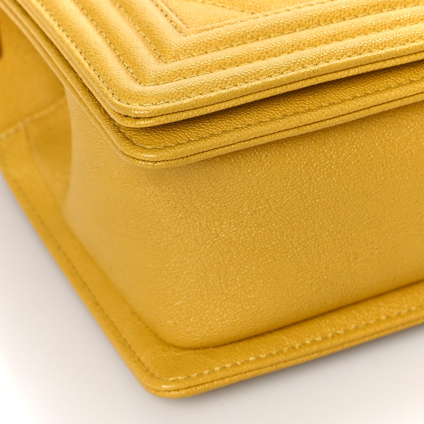 Caviar Chevron Quilted Medium Boy Flap Yellow