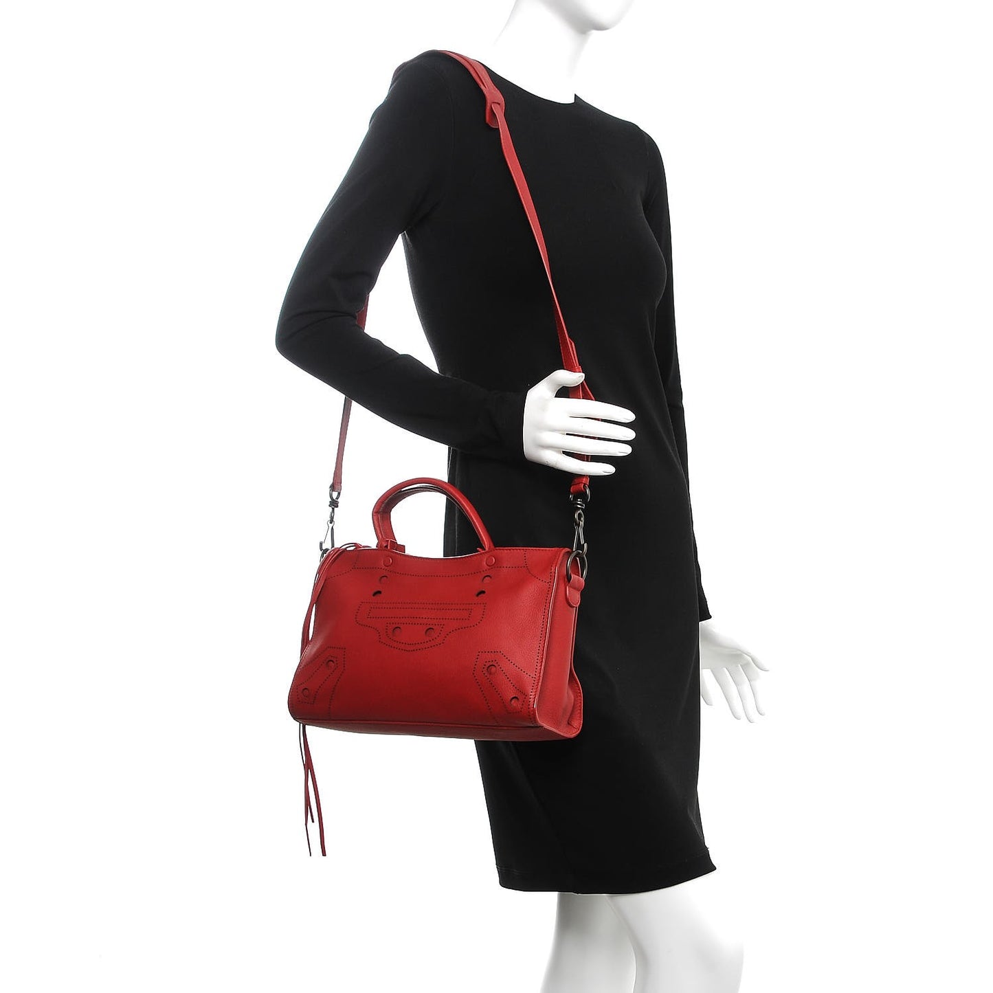 Veau Soyeux Perforated Blackout Hardware S City Rouge Groseille