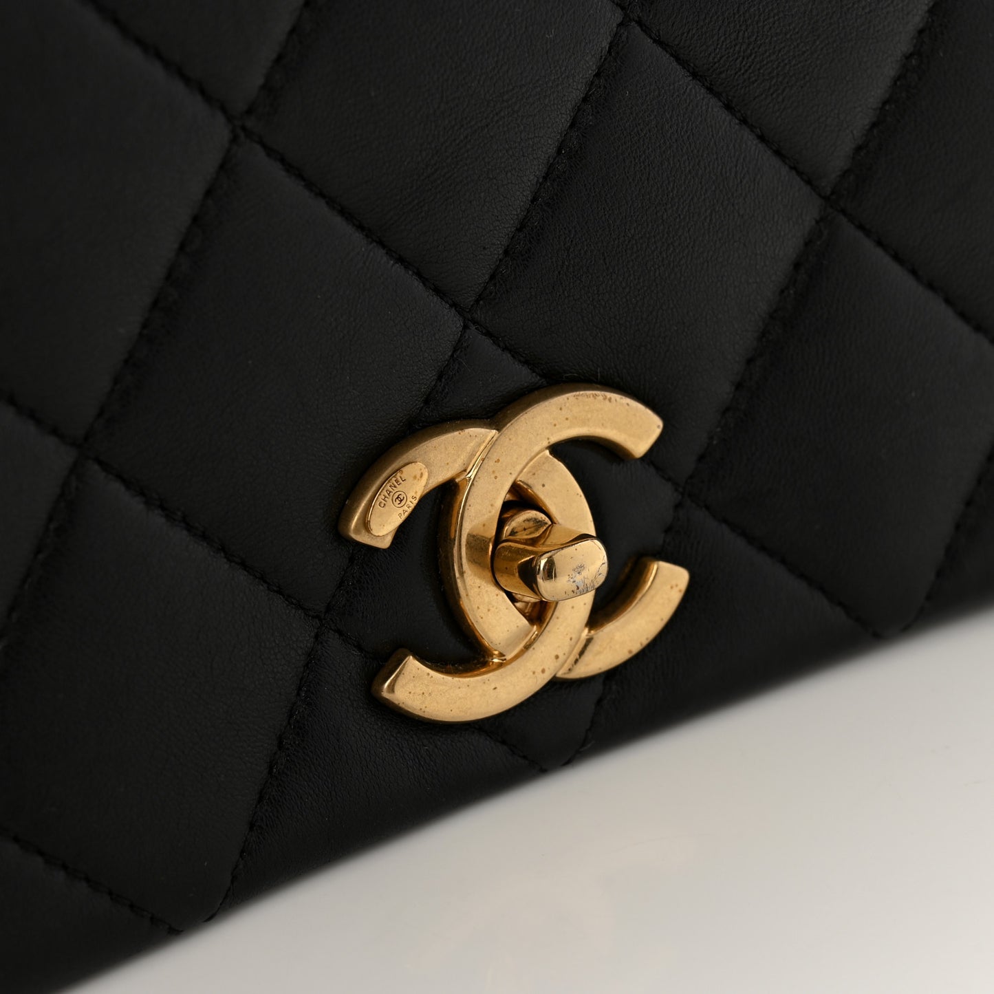 Lambskin Quilted Enamel CC Chain Flap Black