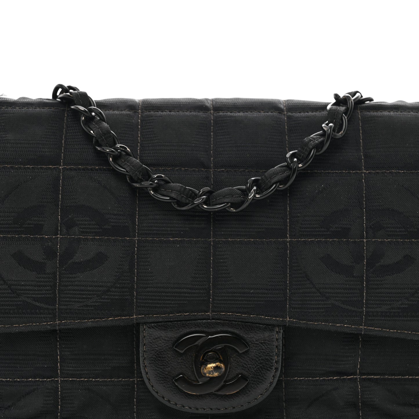 Nylon Medium Travel Flap Black