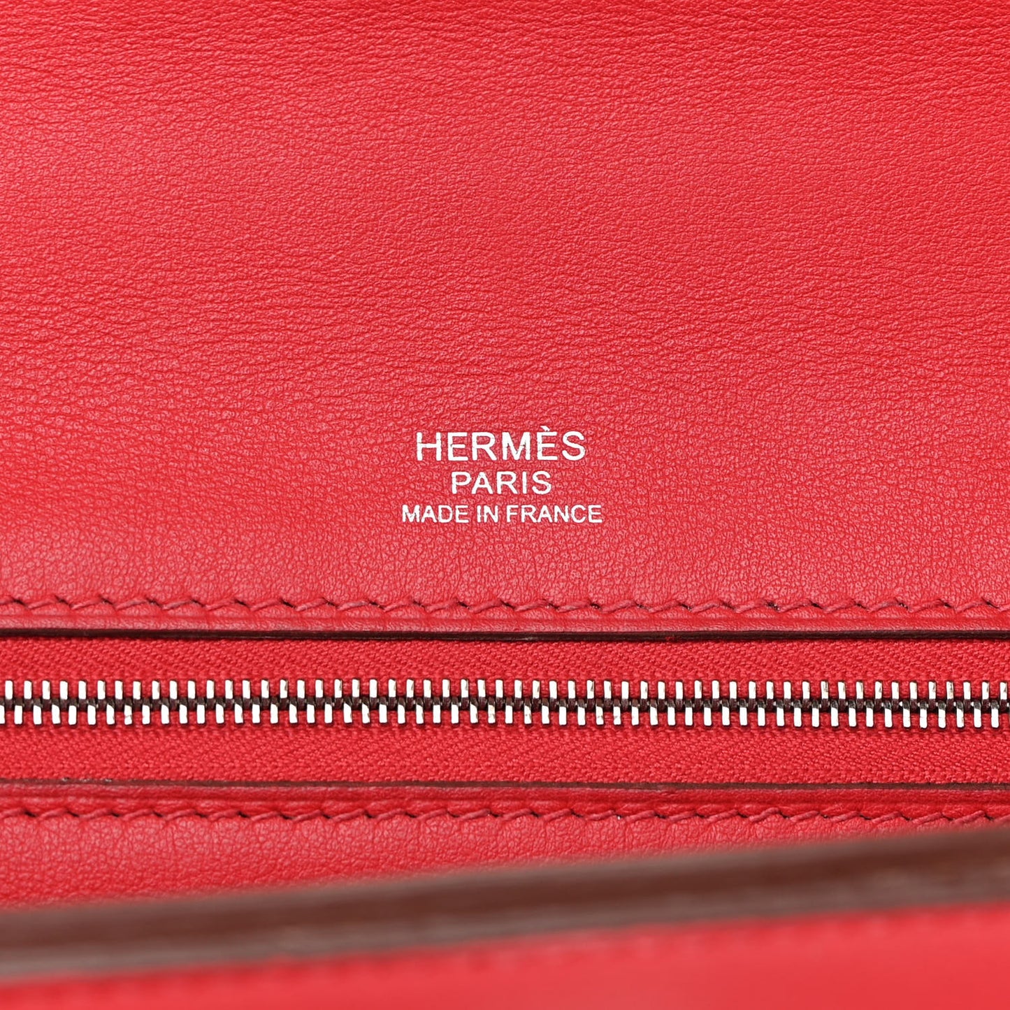 Togo Swift 24/24 29 Rouge Vif