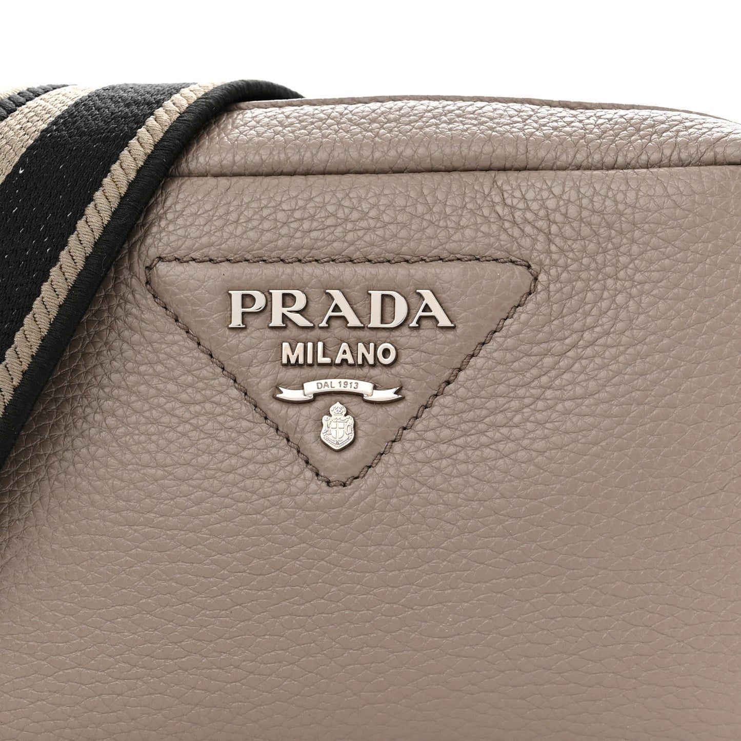 Vitello Daino Soft Small Camera Crossbody Argilla