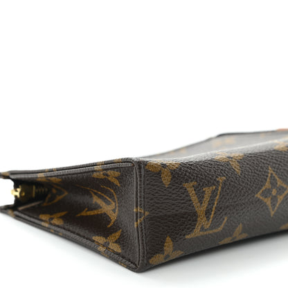 Louis Vuitton Monogram Toiletry Pouch 15 8 of 9