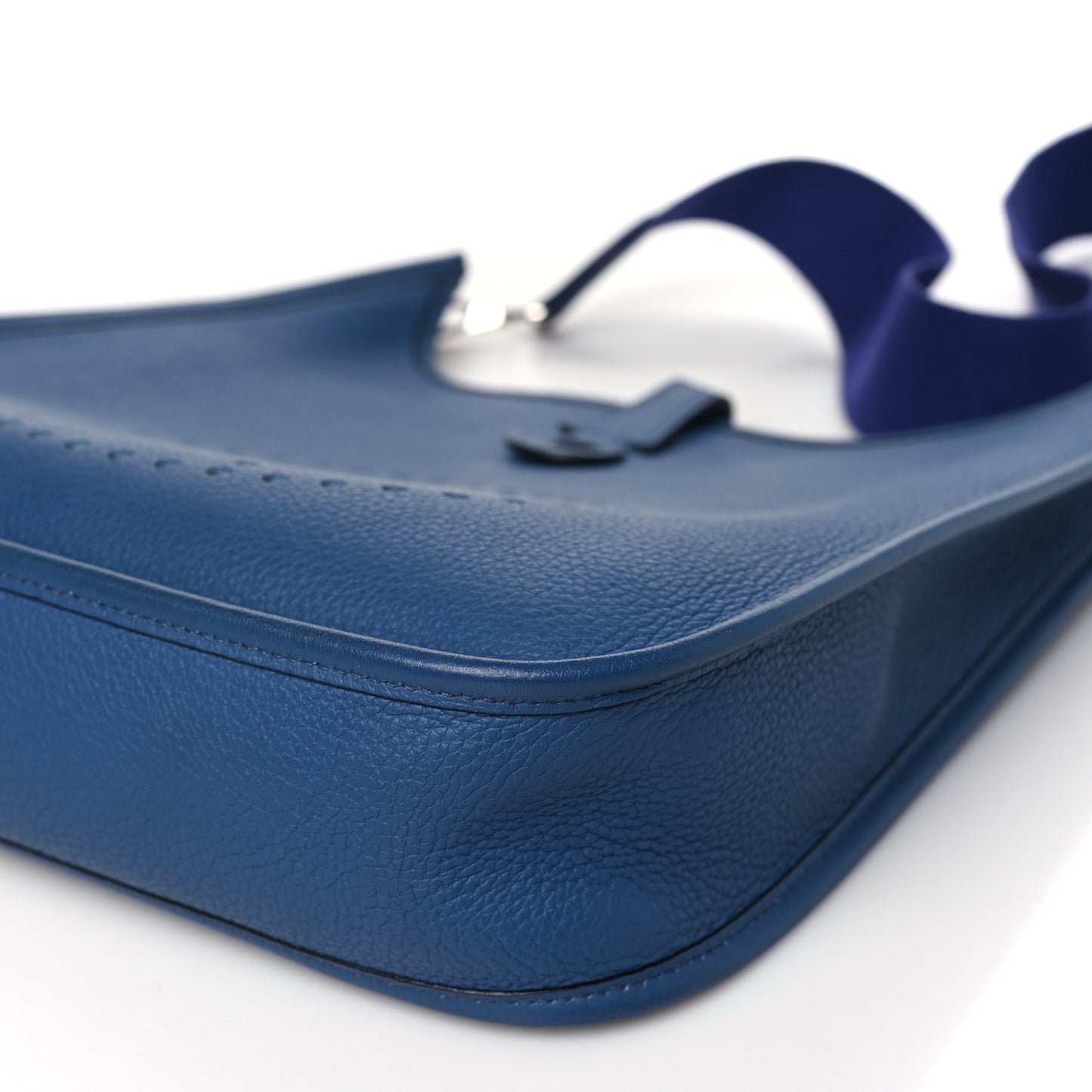 Taurillon Clemence Evelyne PM Bleu Brighton