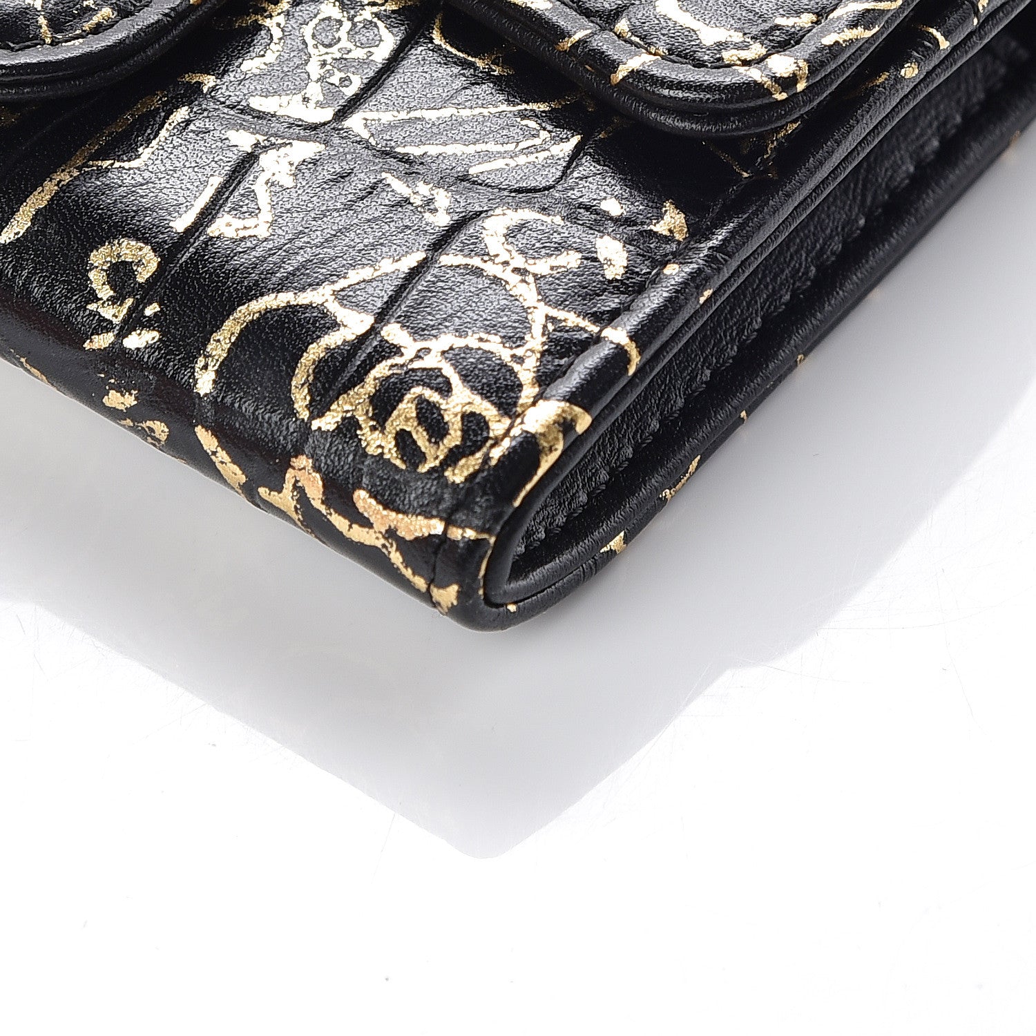 Chanel Calfskin Crocodile Embossed Graffiti 2.55 Cocodile Reissue Flap Card Holder Black Gold 6 of 10