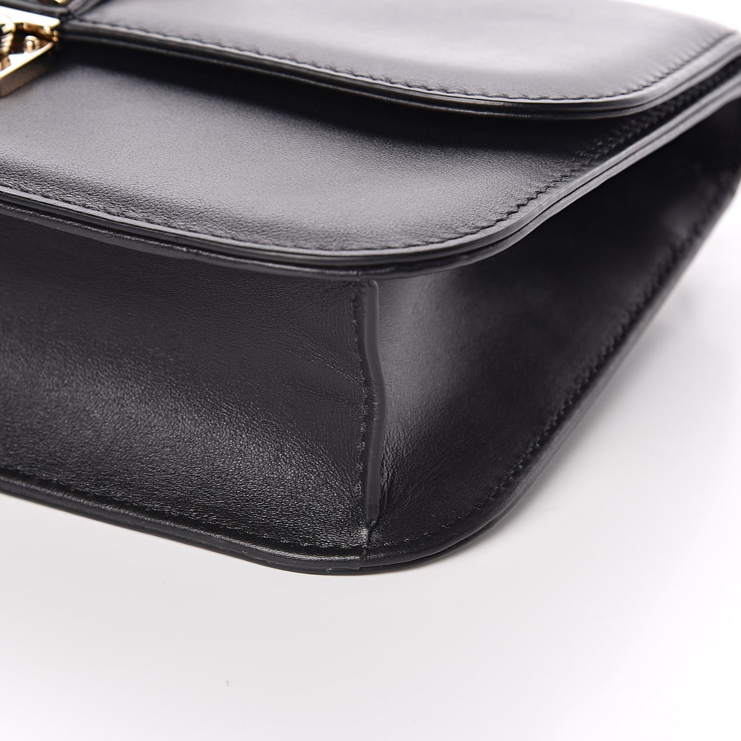 Vitello Medium Glam Lock Rockstud Flap Black