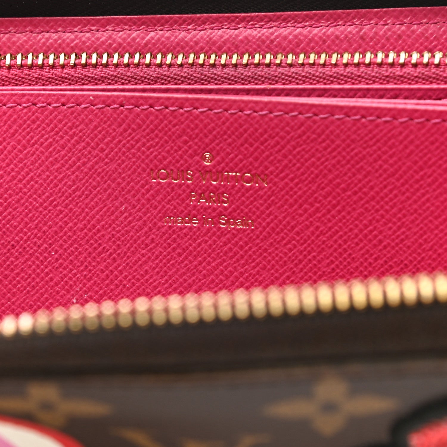 Louis Vuitton Monogram Travel Stickers Zippy Wallet 6 of 7