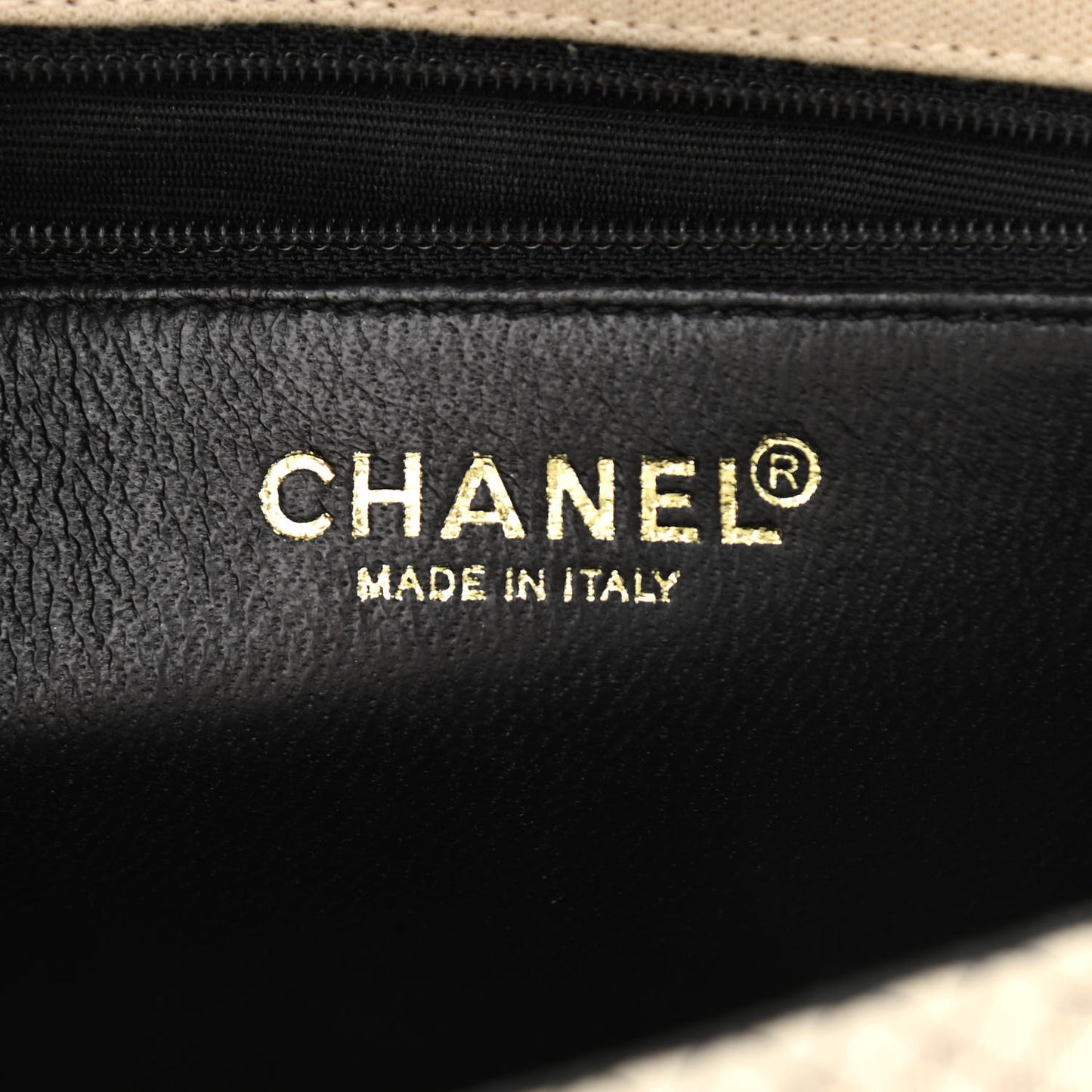 Patent Jersey Quilted Small Flap Ivory Black
