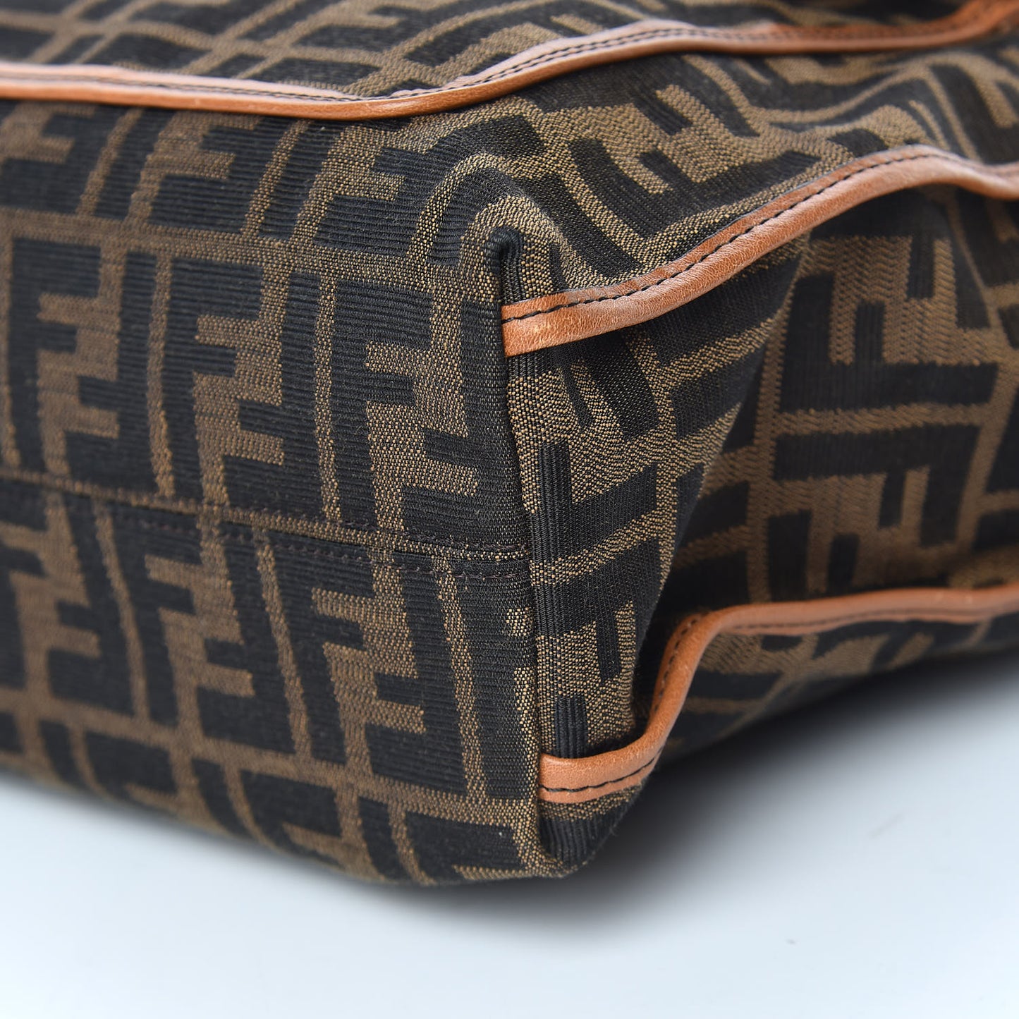 Zucca Pocket Shoulder Bag Tobacco