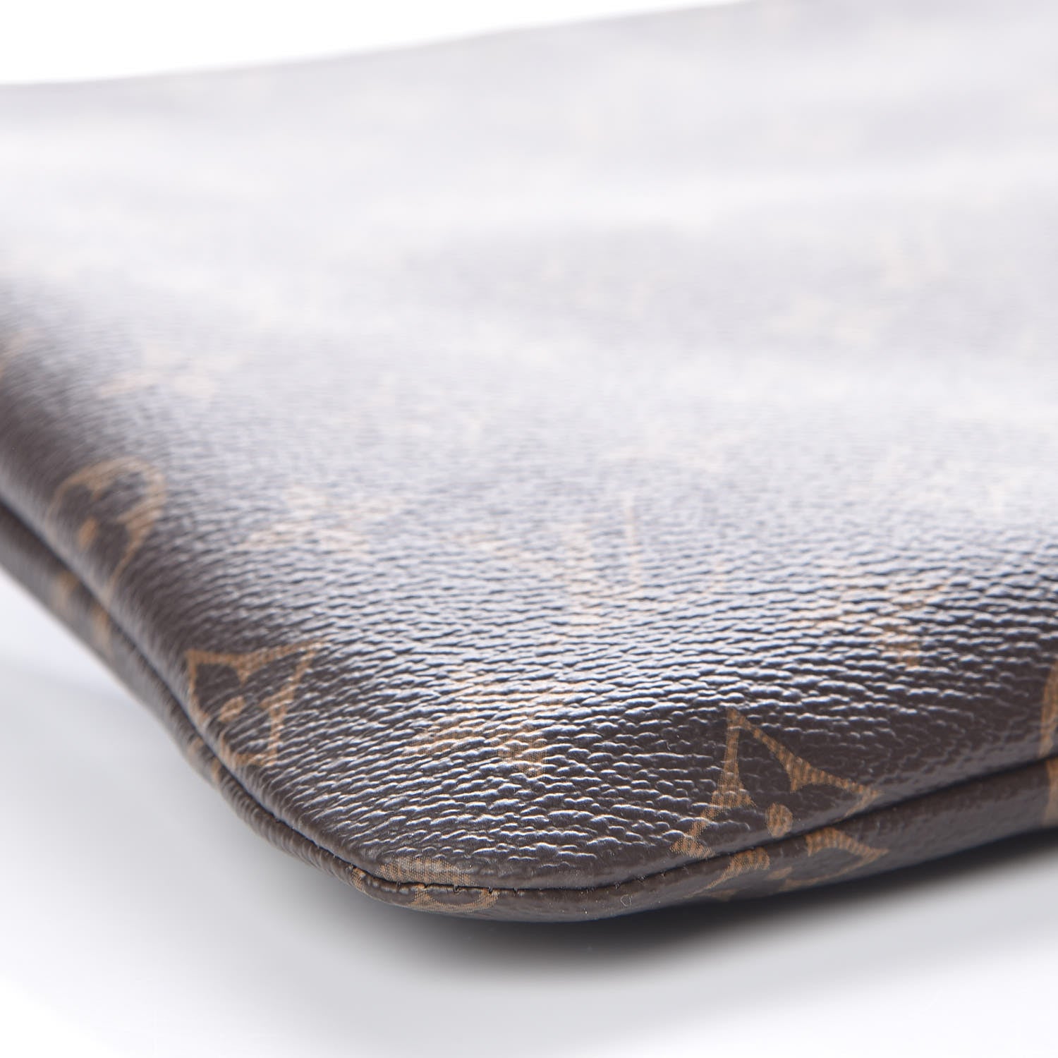 Louis Vuitton Monogram Etui Voyage MM Pouch 8 of 9
