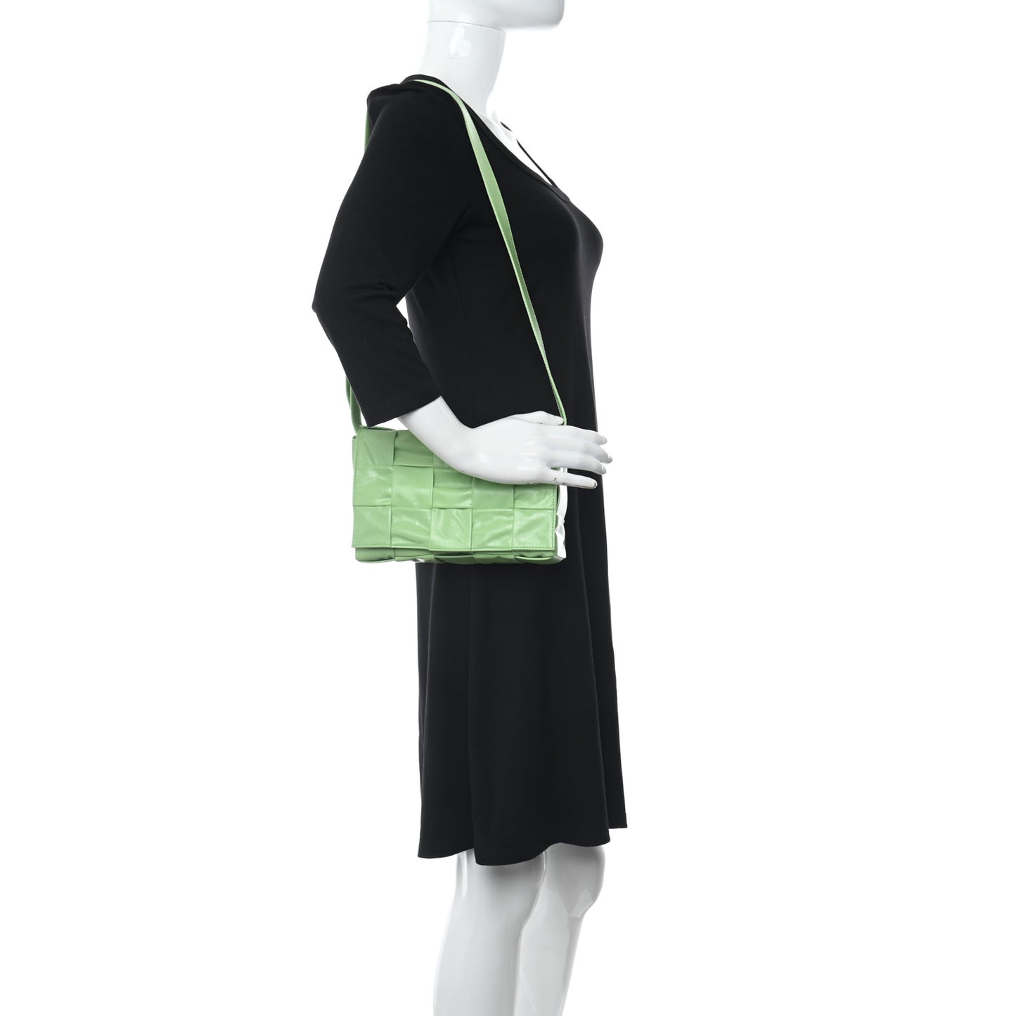 Calfskin Maxi Intreccio Cassette Crossbody Bag Pistachio