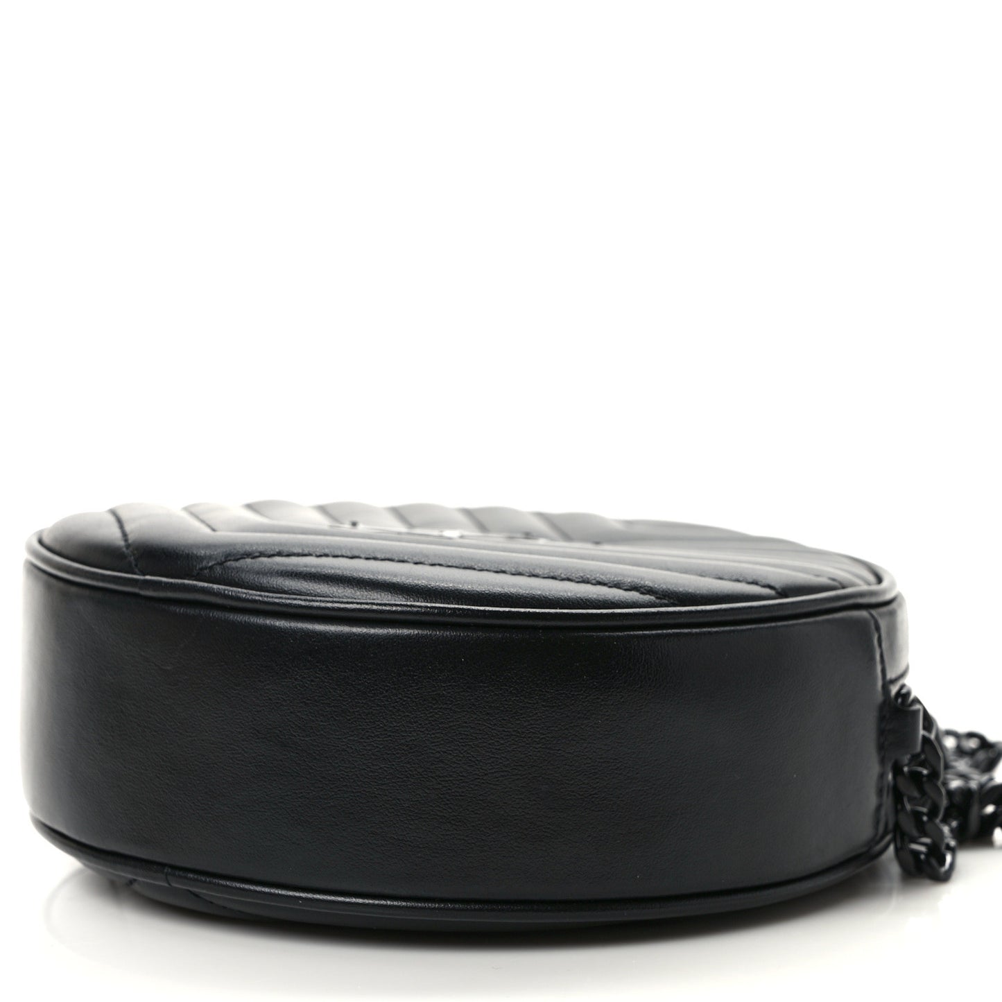 Calfskin Matelasse Chevron Round Vinyle Camera Bag Black