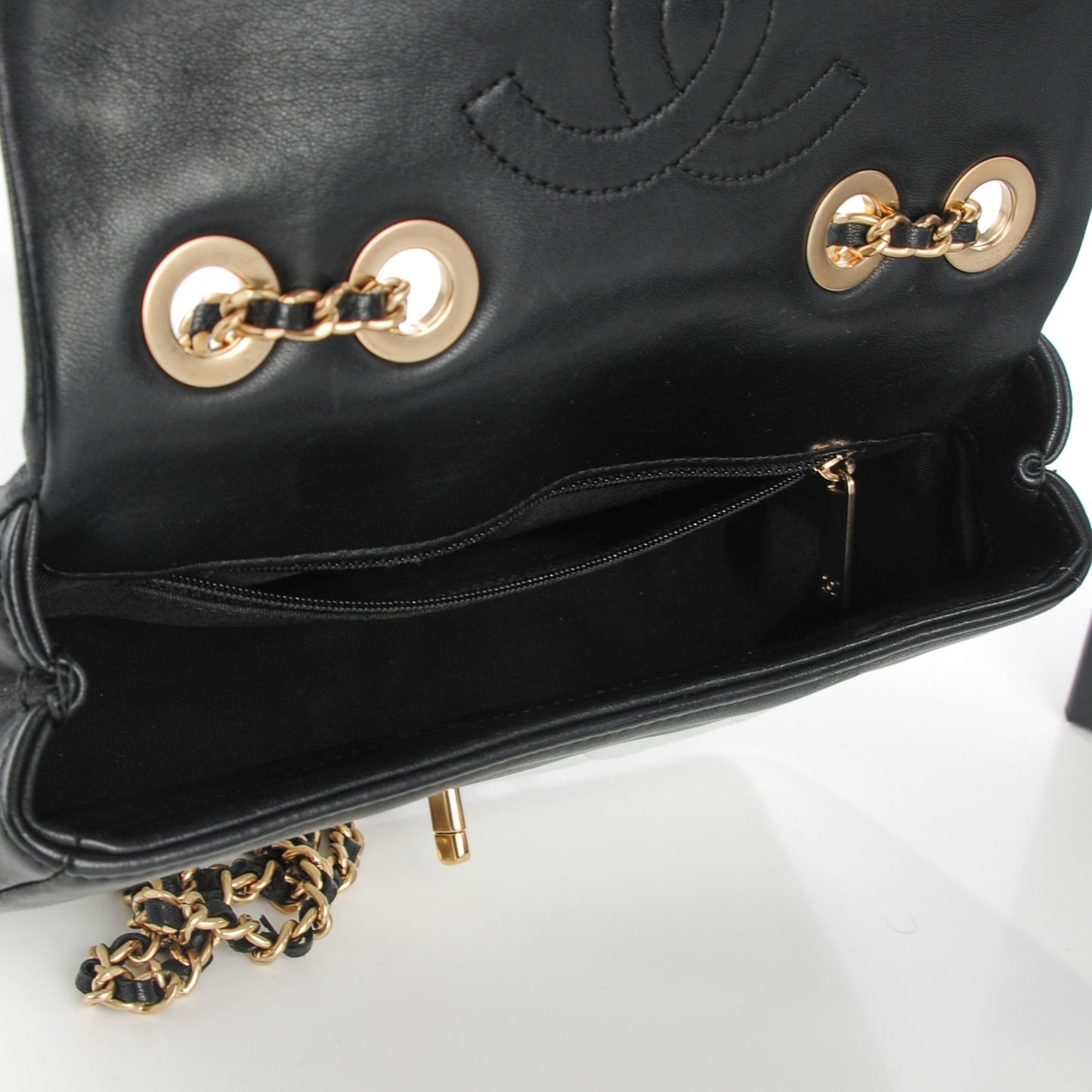 Lambskin Quilted Small Graphic Flap White Black