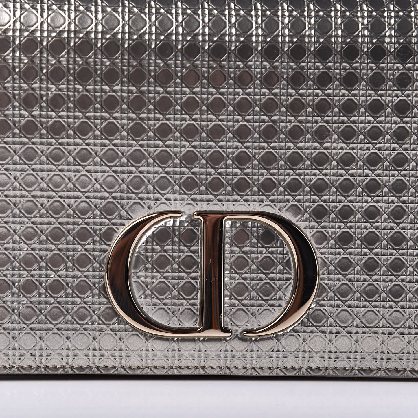 Metallic Patent Micro-Cannage 30 Montaigne 2 in 1 Pouch Gold