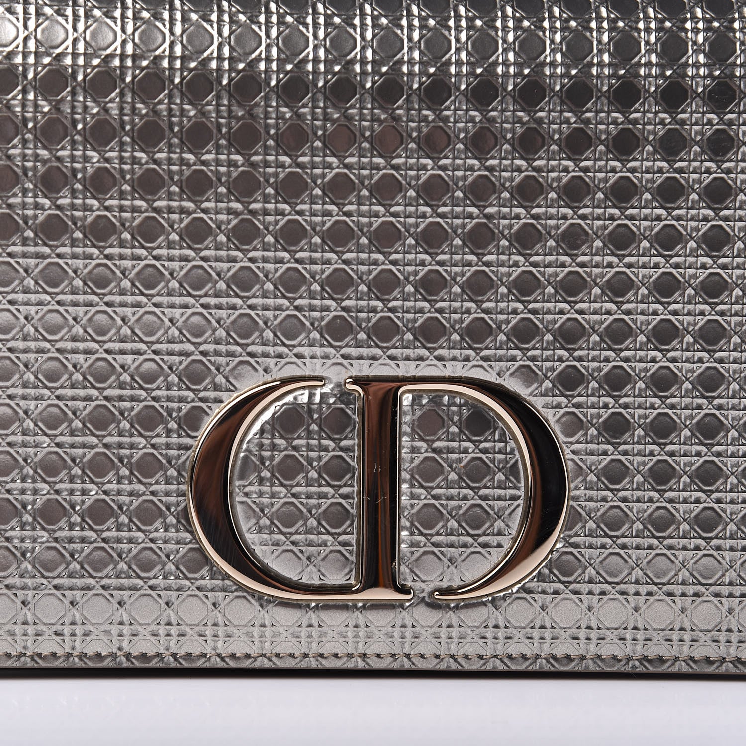 Christian Dior Metallic Patent Micro-Cannage 30 Montaigne 2 in 1 Pouch Gold 10 of 11