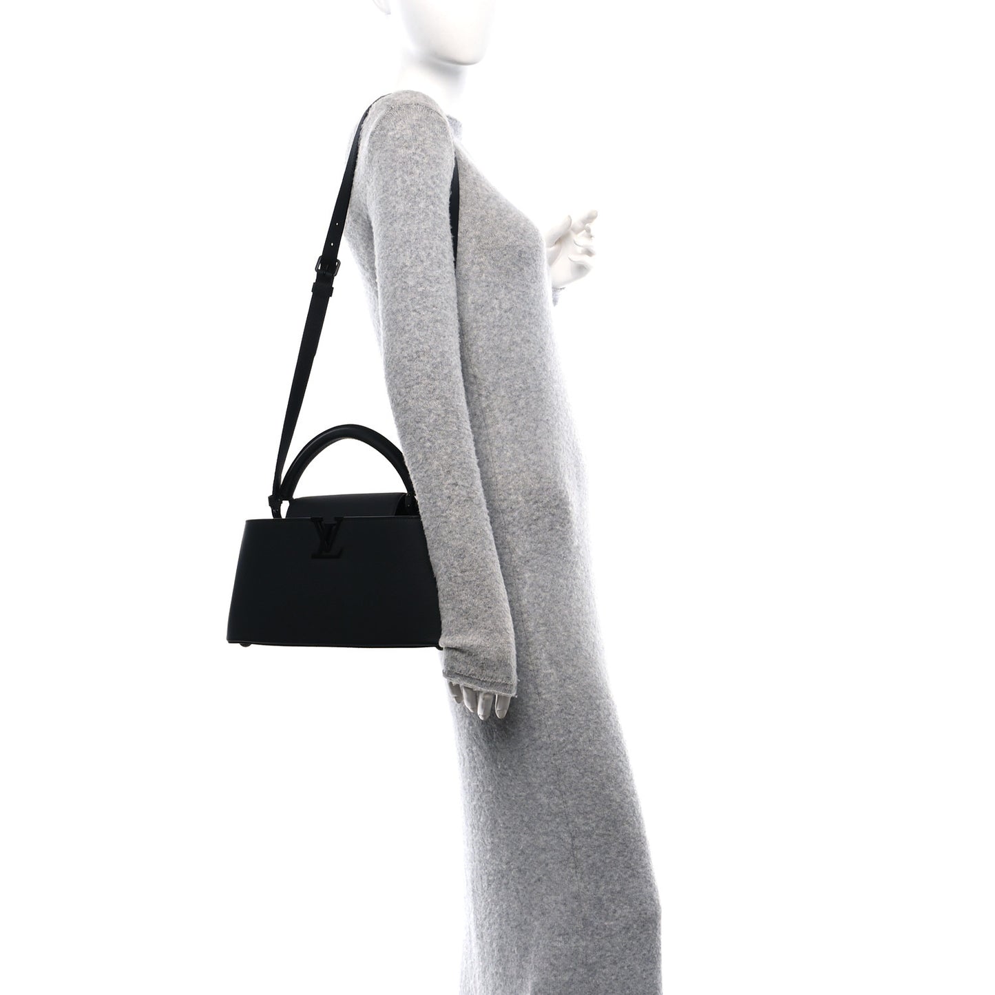 Taurillon Capucines East West MM Matte Black