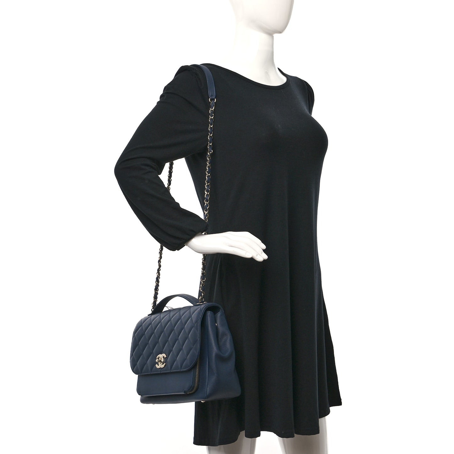 Caviar Quilted Large Business Affinity Flap Navy