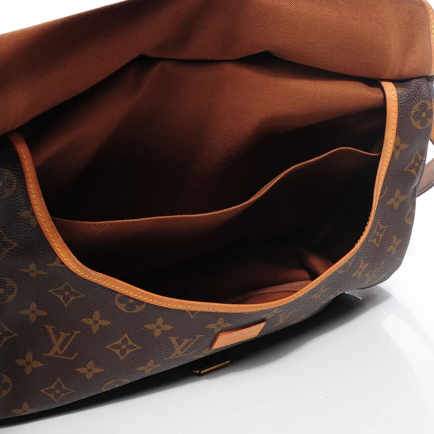 Monogram Saumur 35