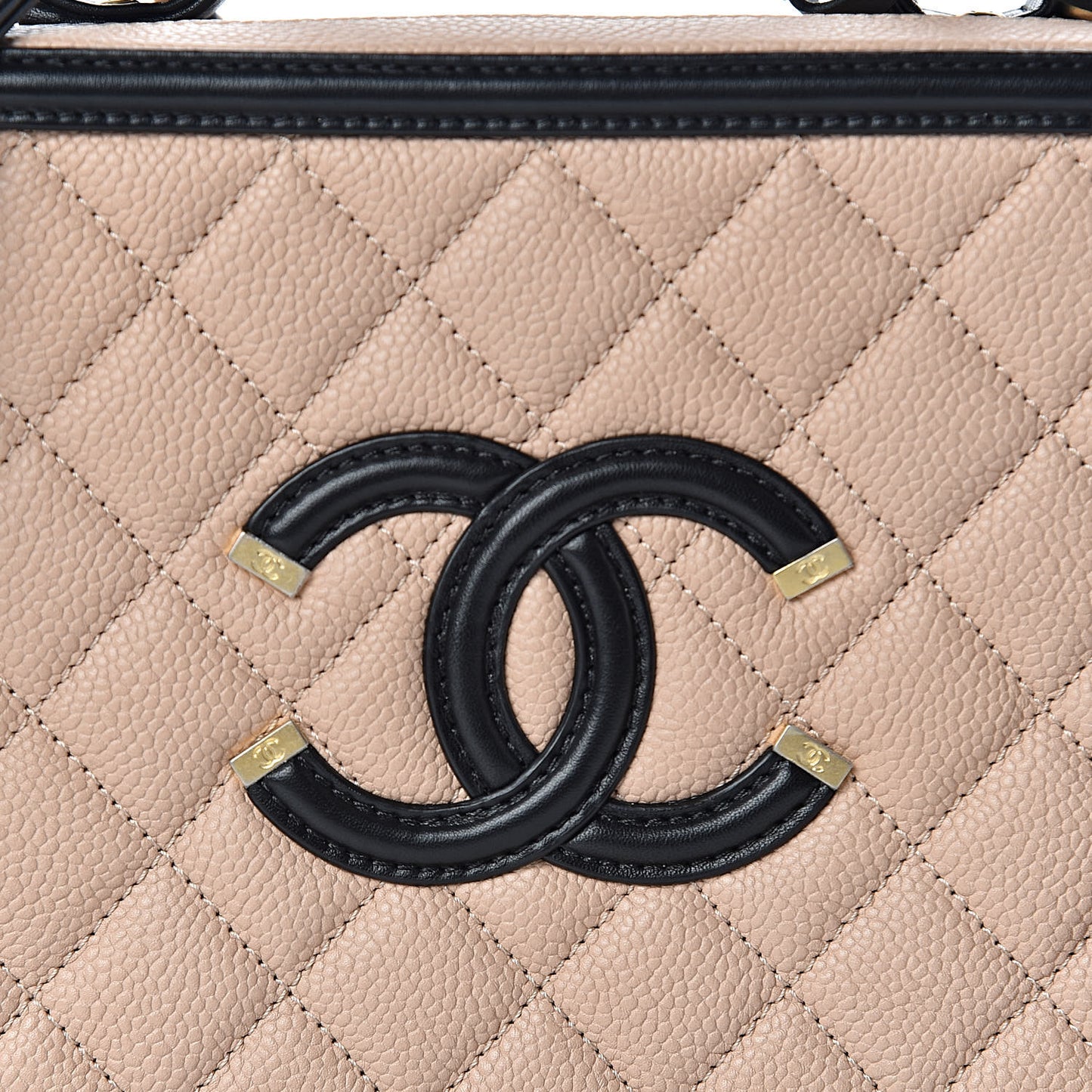 Caviar Quilted Medium CC Filigree Vanity Case Beige Black