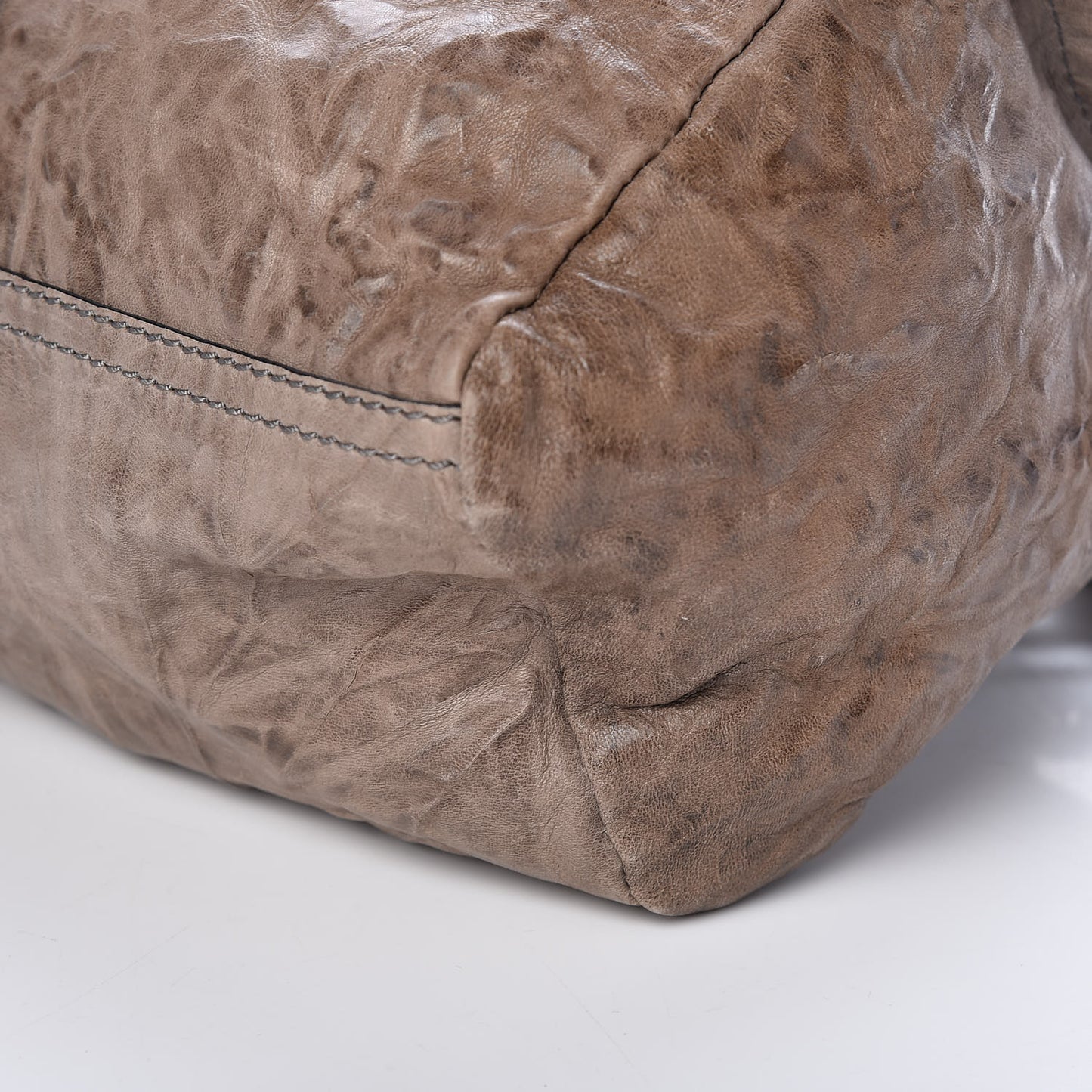 Tumbled Sheepskin Small Pandora Charcoal