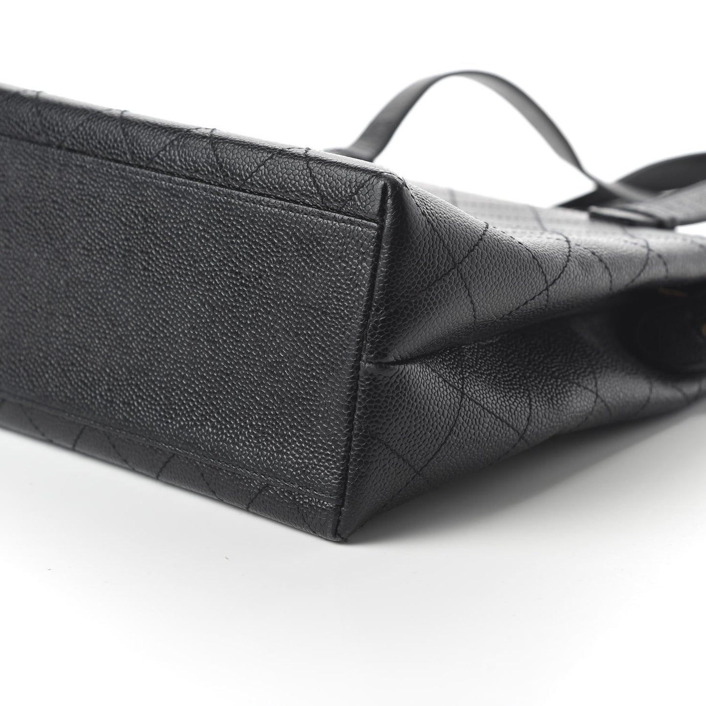 Caviar Quilted Shoulder Bag Black