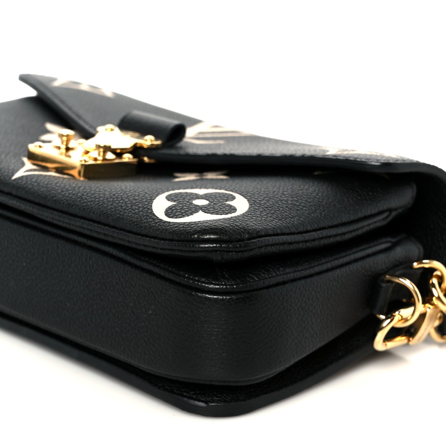Empreinte Monogram Giant Pochette Metis East West Black Beige