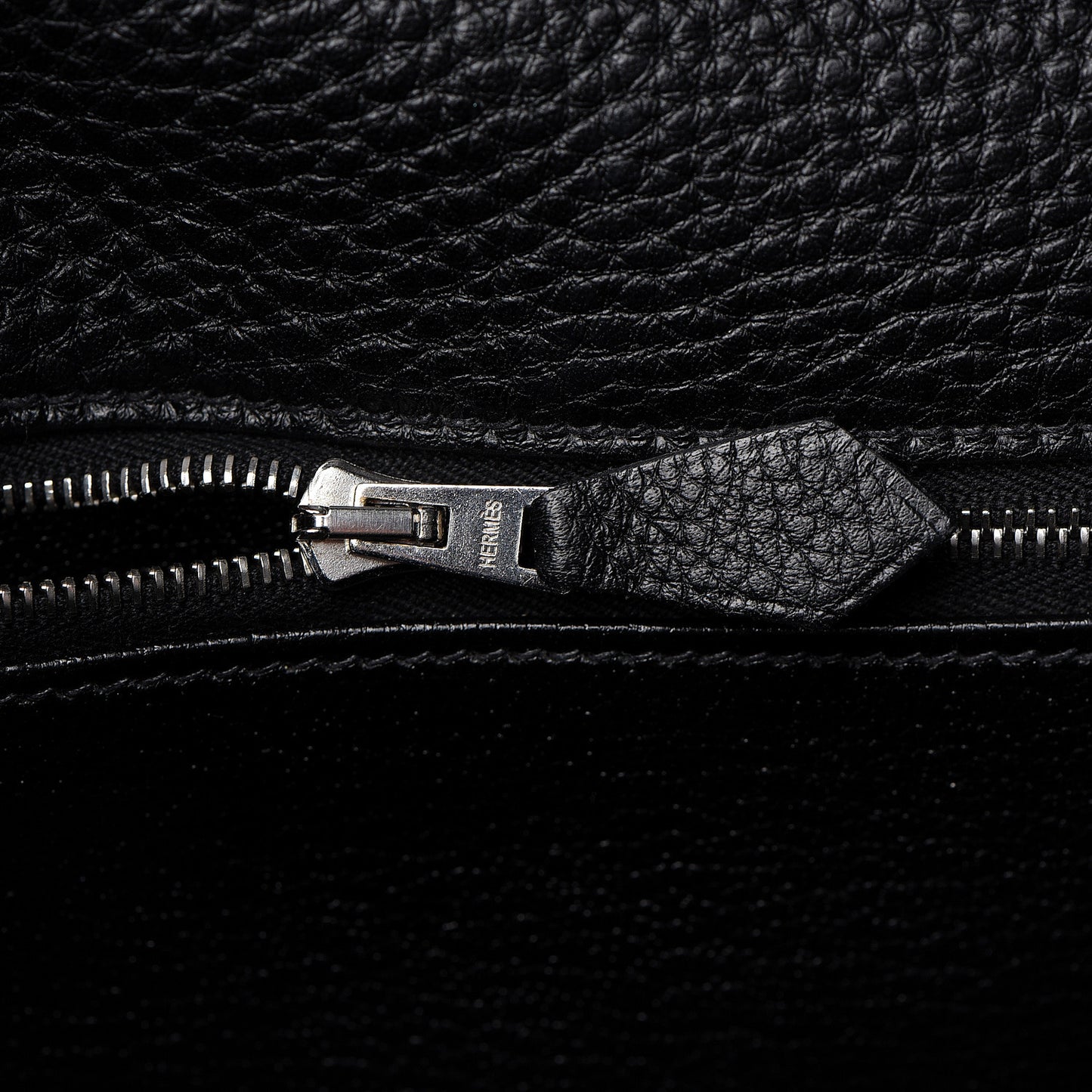 Taurillon Clemence Kelly Retourne 32 Black