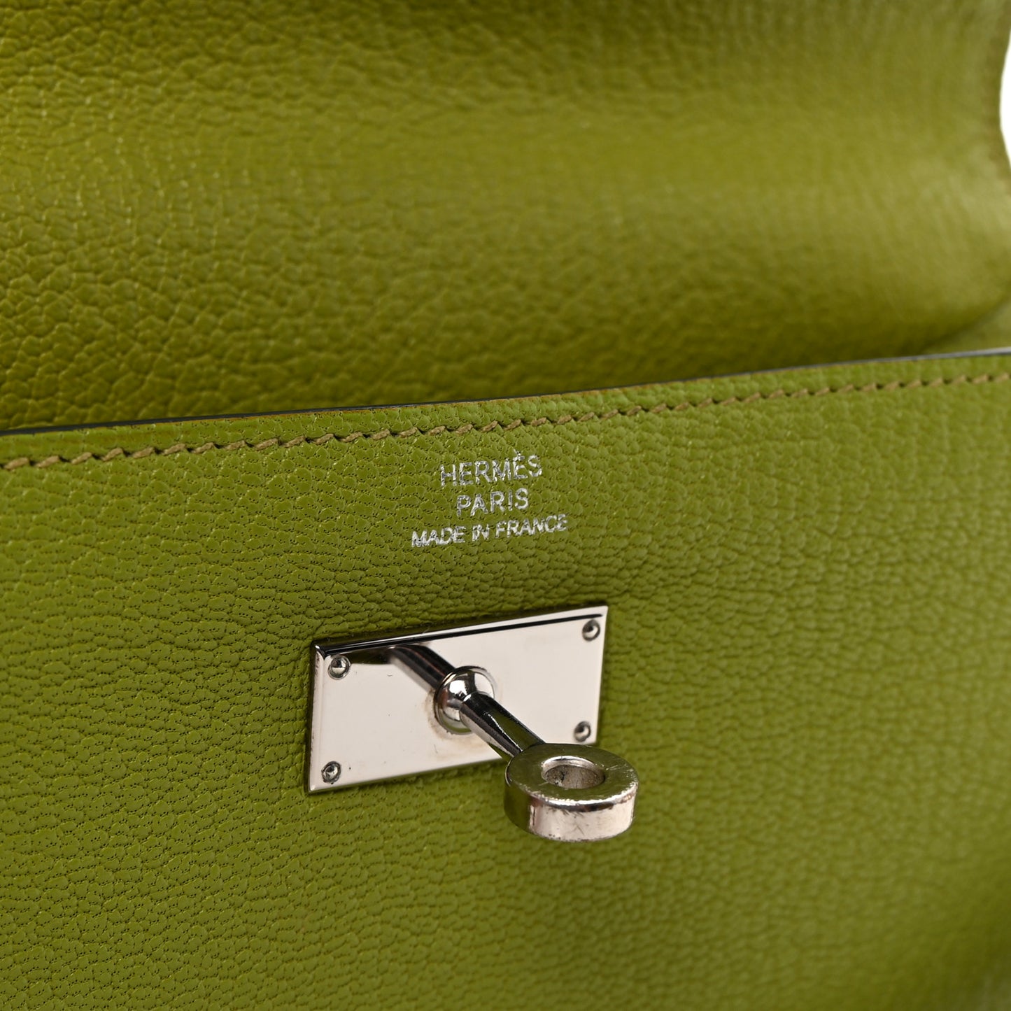 Chevre Mysore Kelly Longue Wallet Vert Anis
