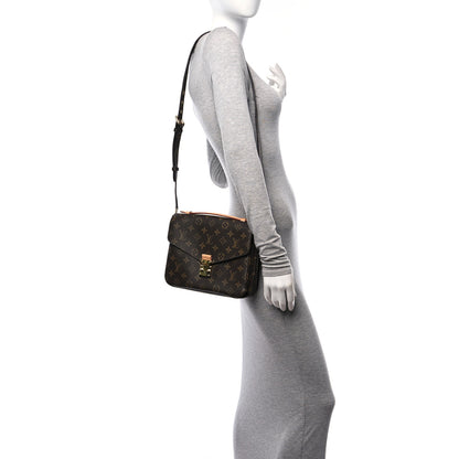 Louis Vuitton Monogram Pochette Metis 2 of 9