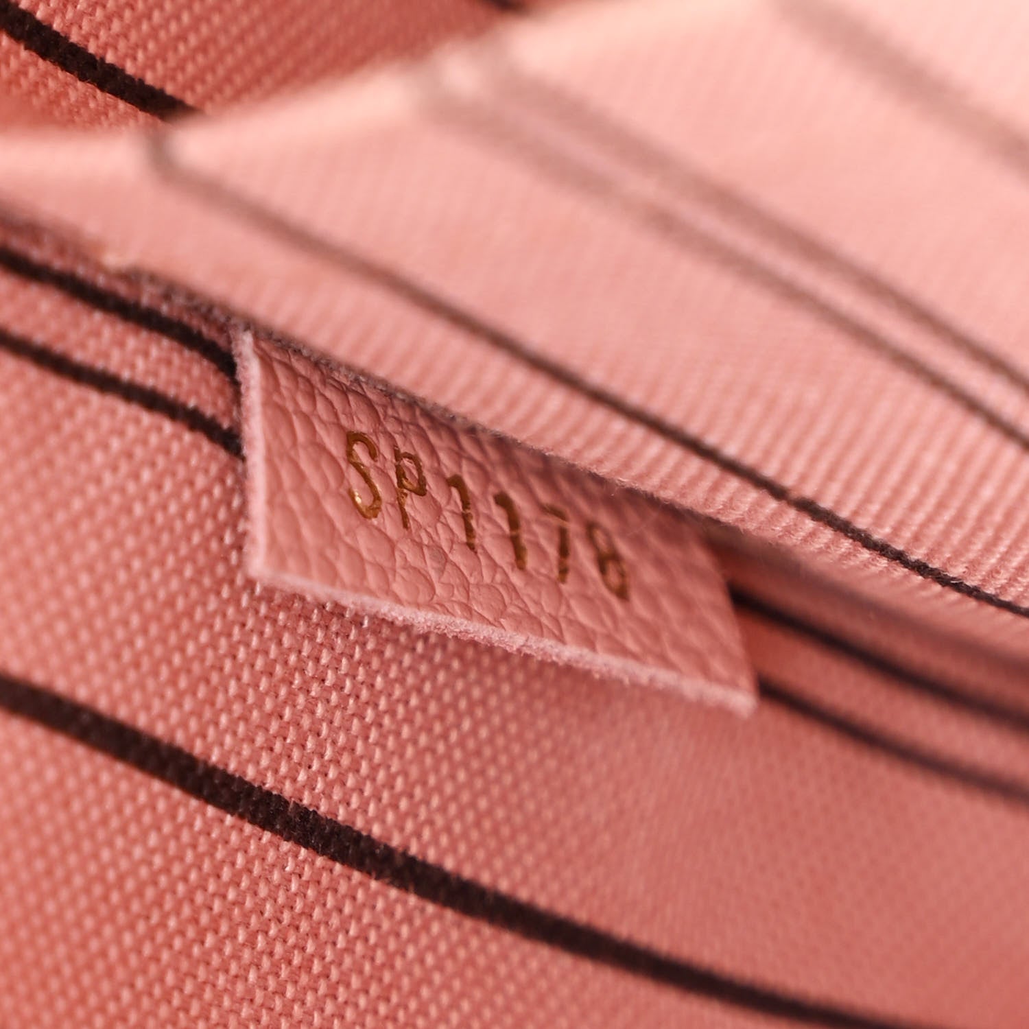 Louis Vuitton Empreinte Montaigne BB Rose Poudre 6 of 9