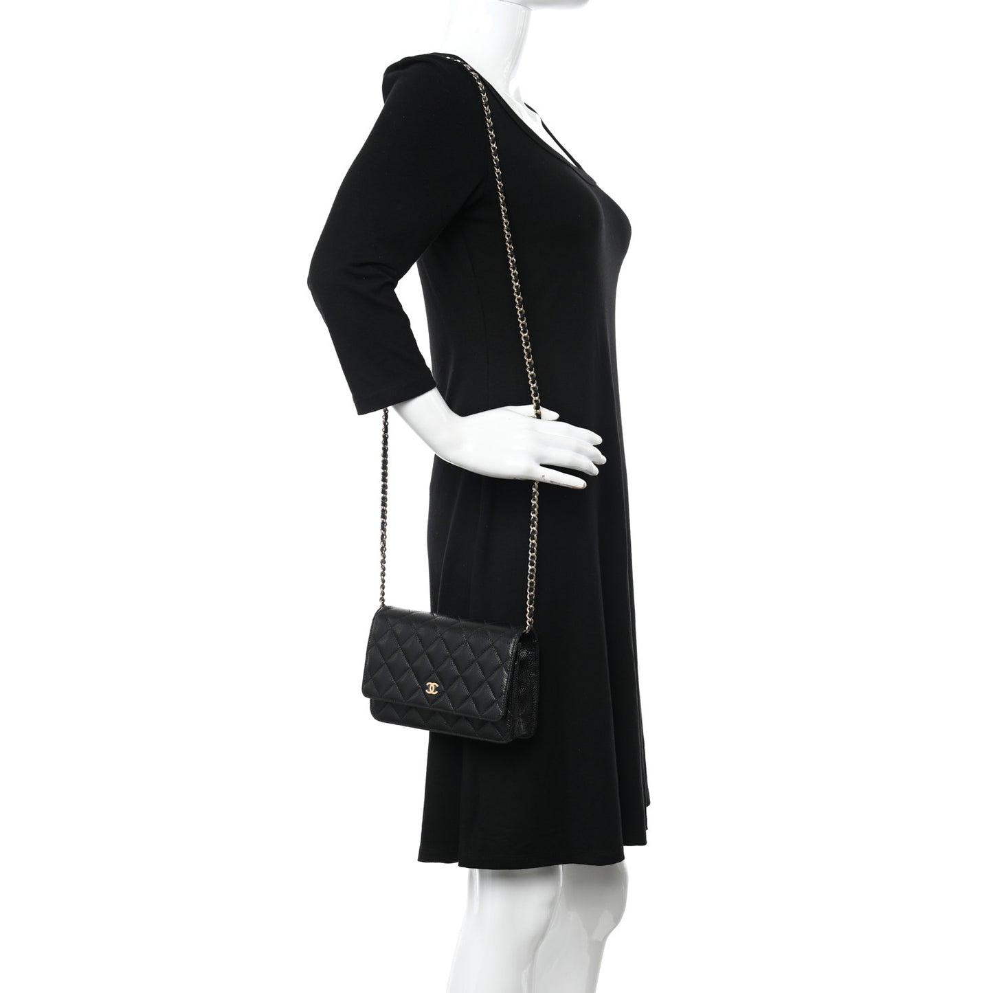Caviar Quilted Wallet on Chain WOC Black