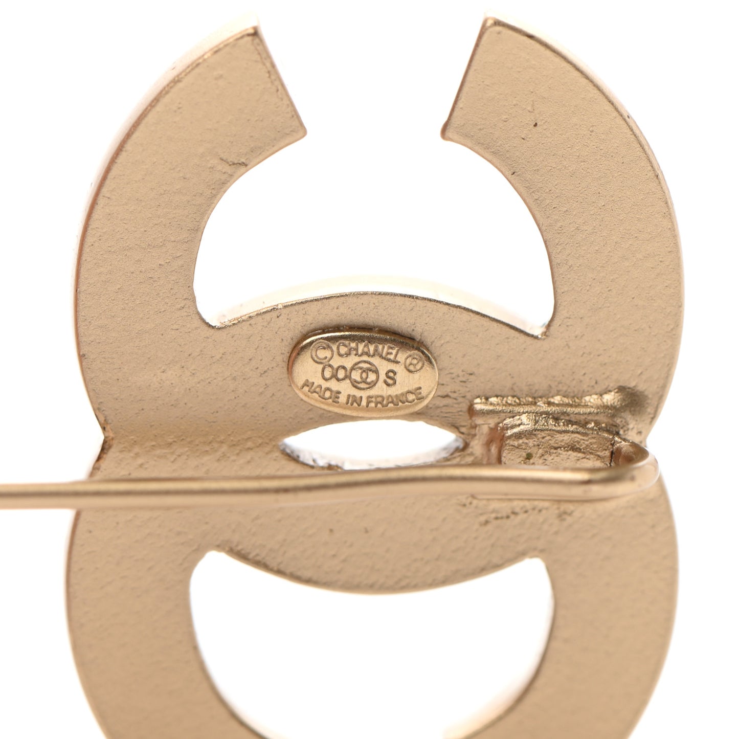 Pearl CC Brooch Gold