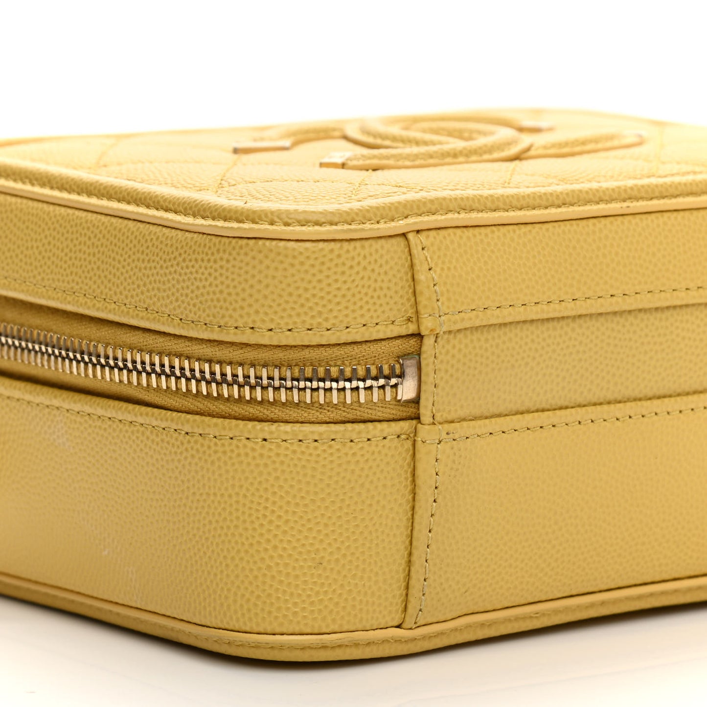 Caviar Quilted Small CC Filigree Vanity Case Yellow