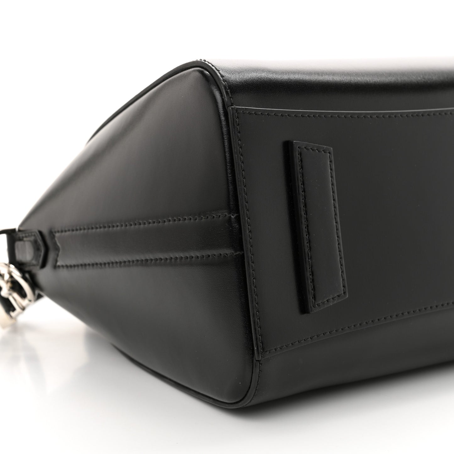 Shiny Lord Calfskin Small Antigona Black