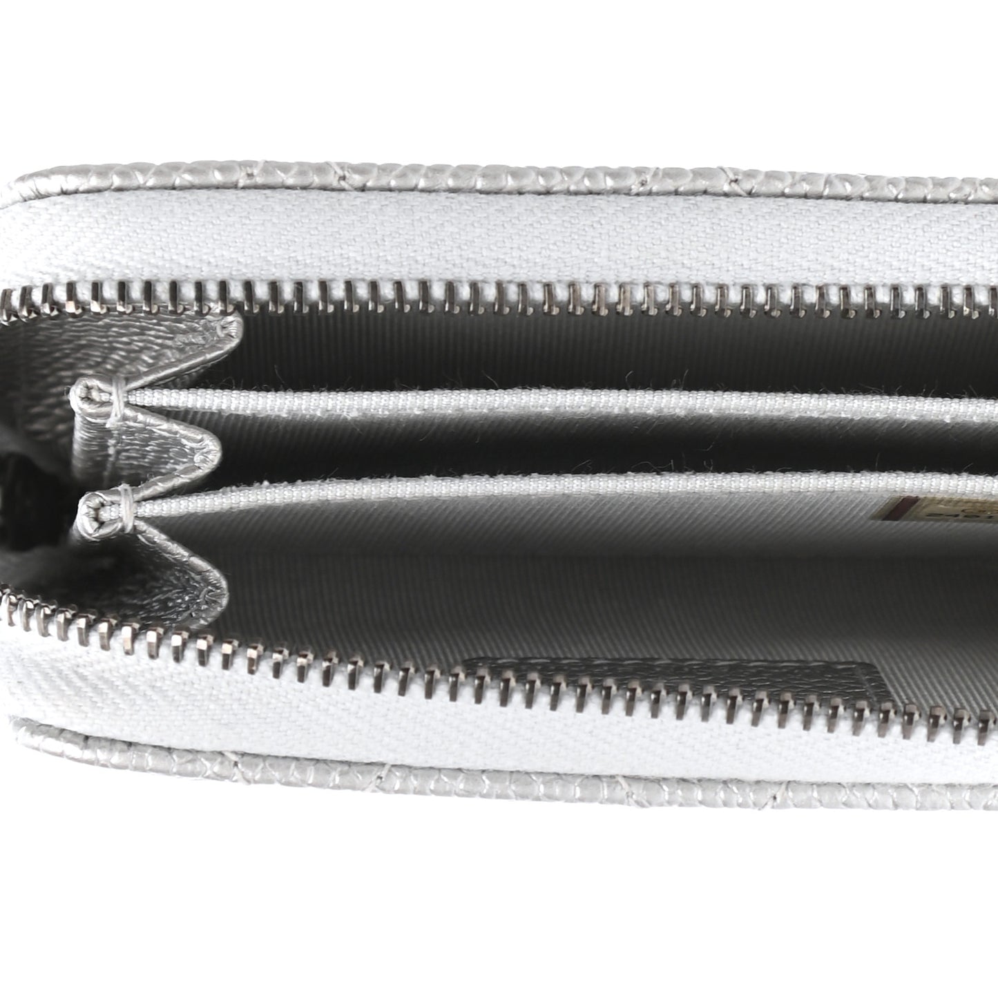 Metallic Caviar Quilted Zip Coin Purse Silver