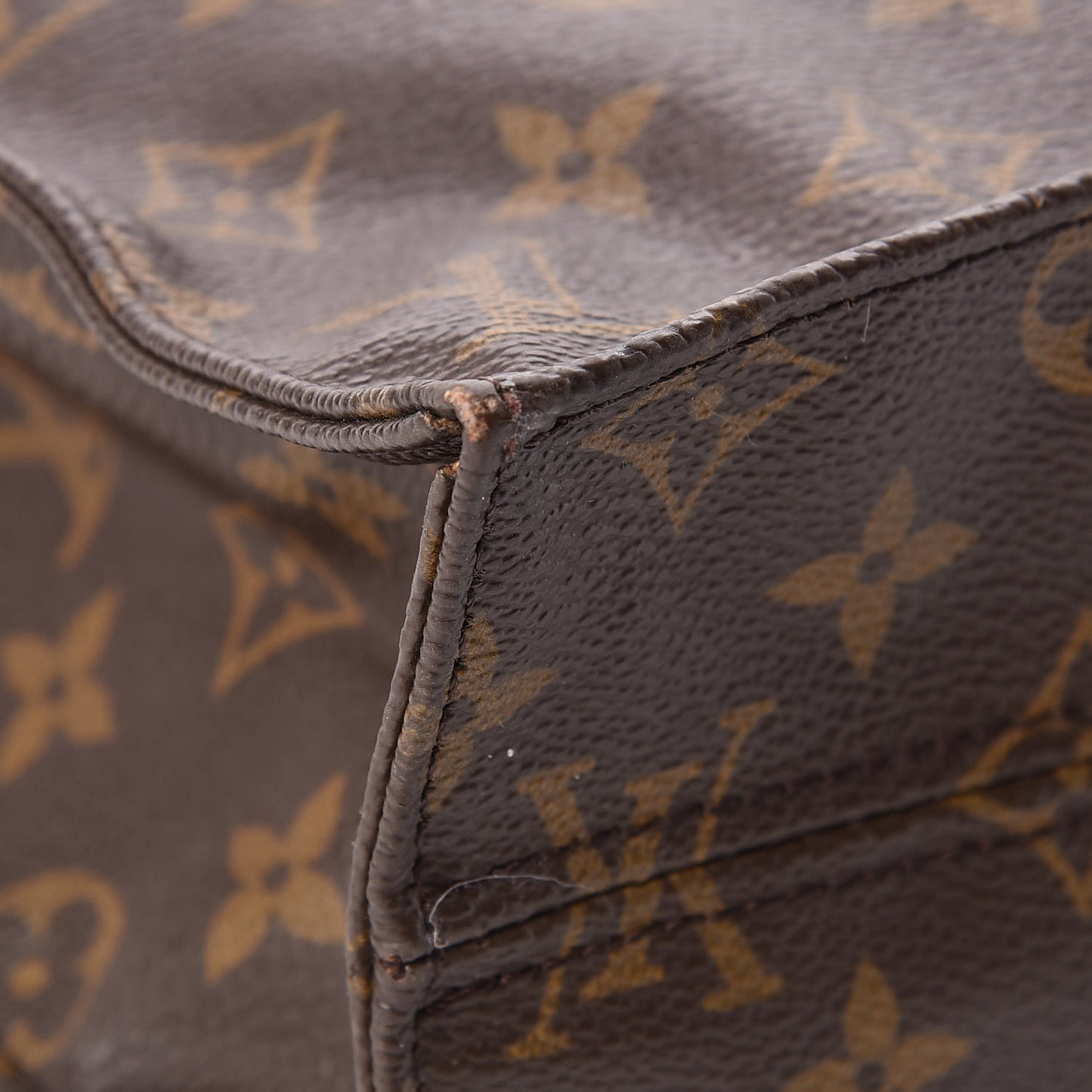 Monogram Sac Plat